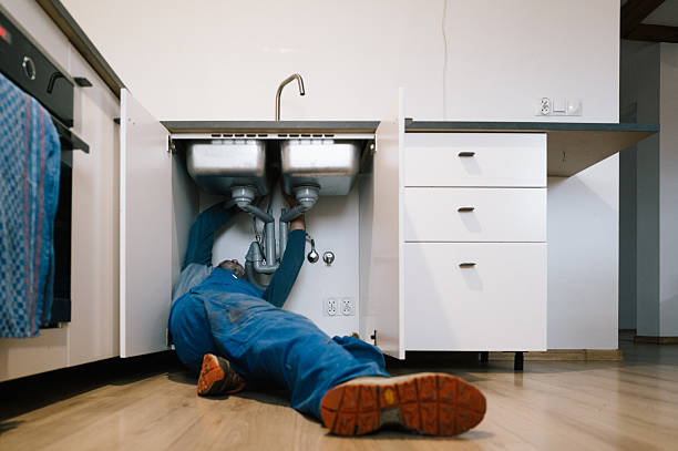 Professional Plumbing technician working in Tallmadge, OH